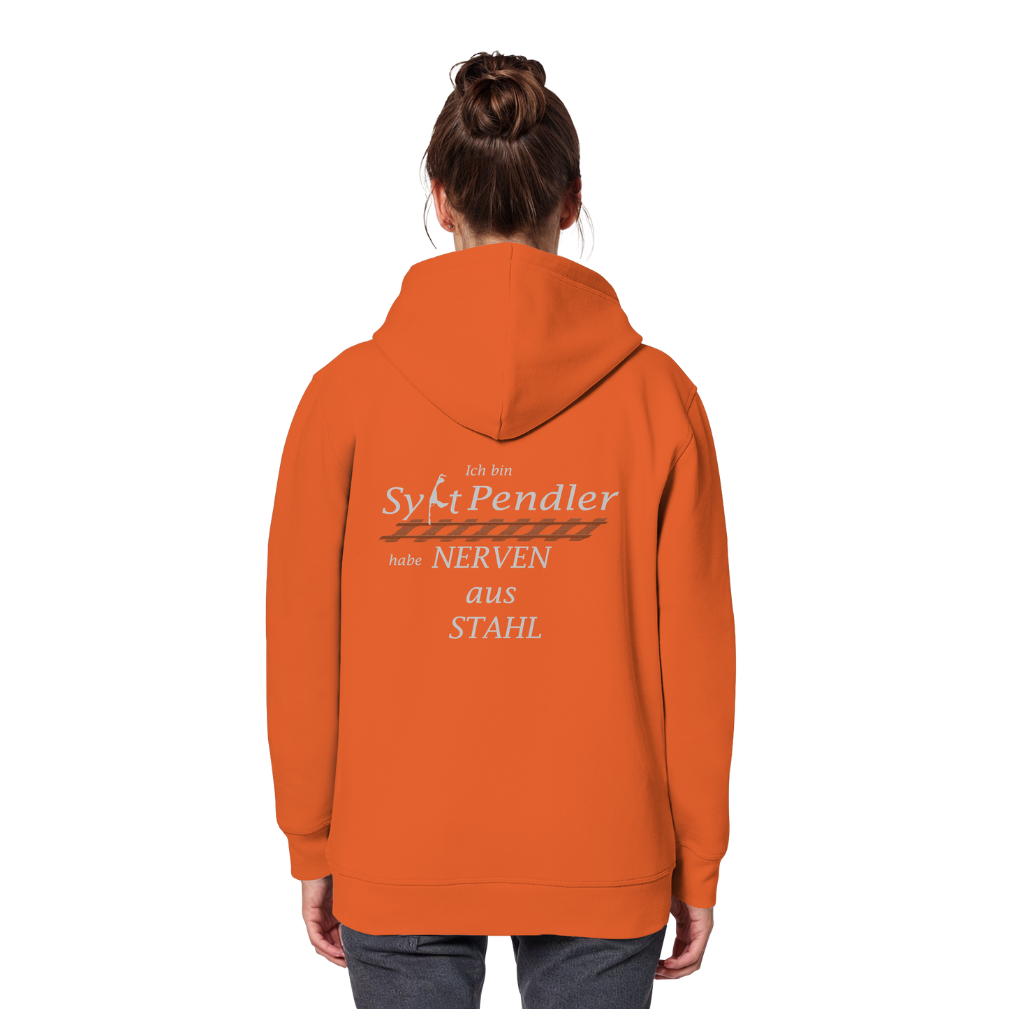 Der Sylt-Pendler ~ Basic Hoodie (Motiv hinten)