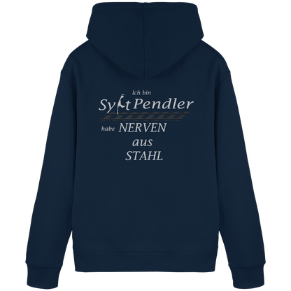 Der Sylt-Pendler ~ Basic Hoodie (Motiv hinten)
