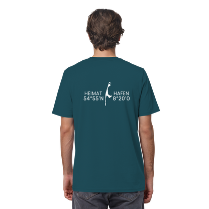 Heimathafen Sylt mit Standort - Basic Shirt (back)